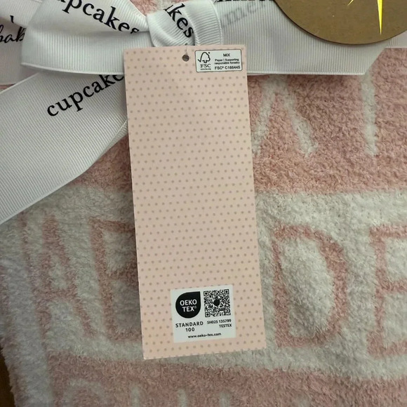 NWT Cupcakes and Cashmere Baby Blanket Pink Ivory Alphabet Print Throw - Picture 7 of 7